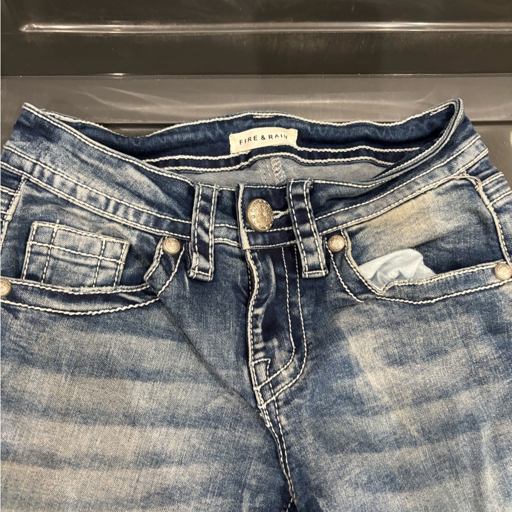 Women's Blue Washed Jeans